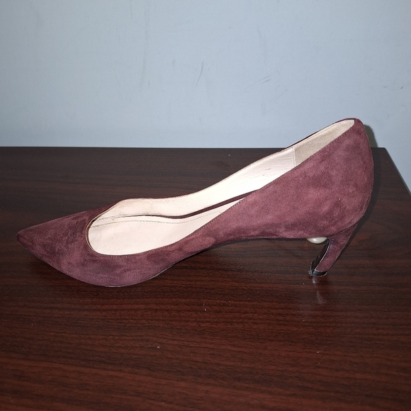 Nicholas Kirkwood burgundy colored velour 2" heels in a size 40EU or 9-9.5 US. - Picture 13 of 15